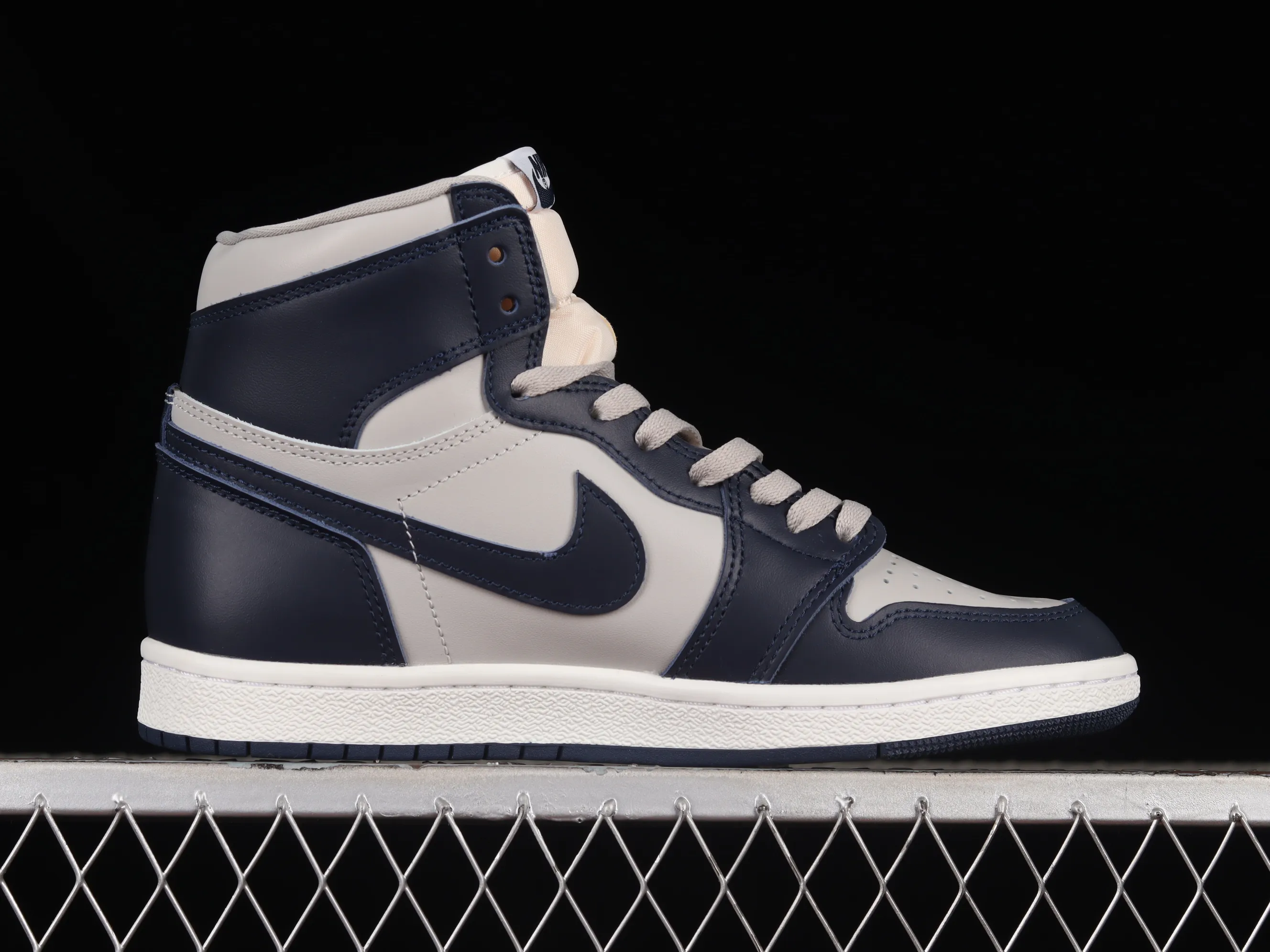 All categories Air Jordan Jordan series basketball shoes Air Jordan 1 High LJR version Air Jordan 1 High "Georgetown" AJ1 Joe 1 Georgetown high-top basketball shoes BQ4422-400